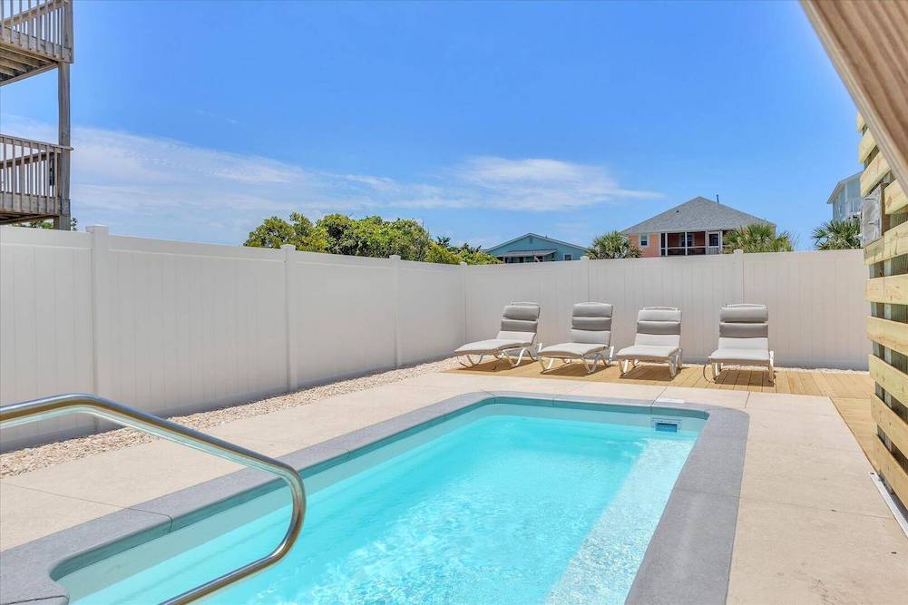swim spa at vacation rental Barefoot Season