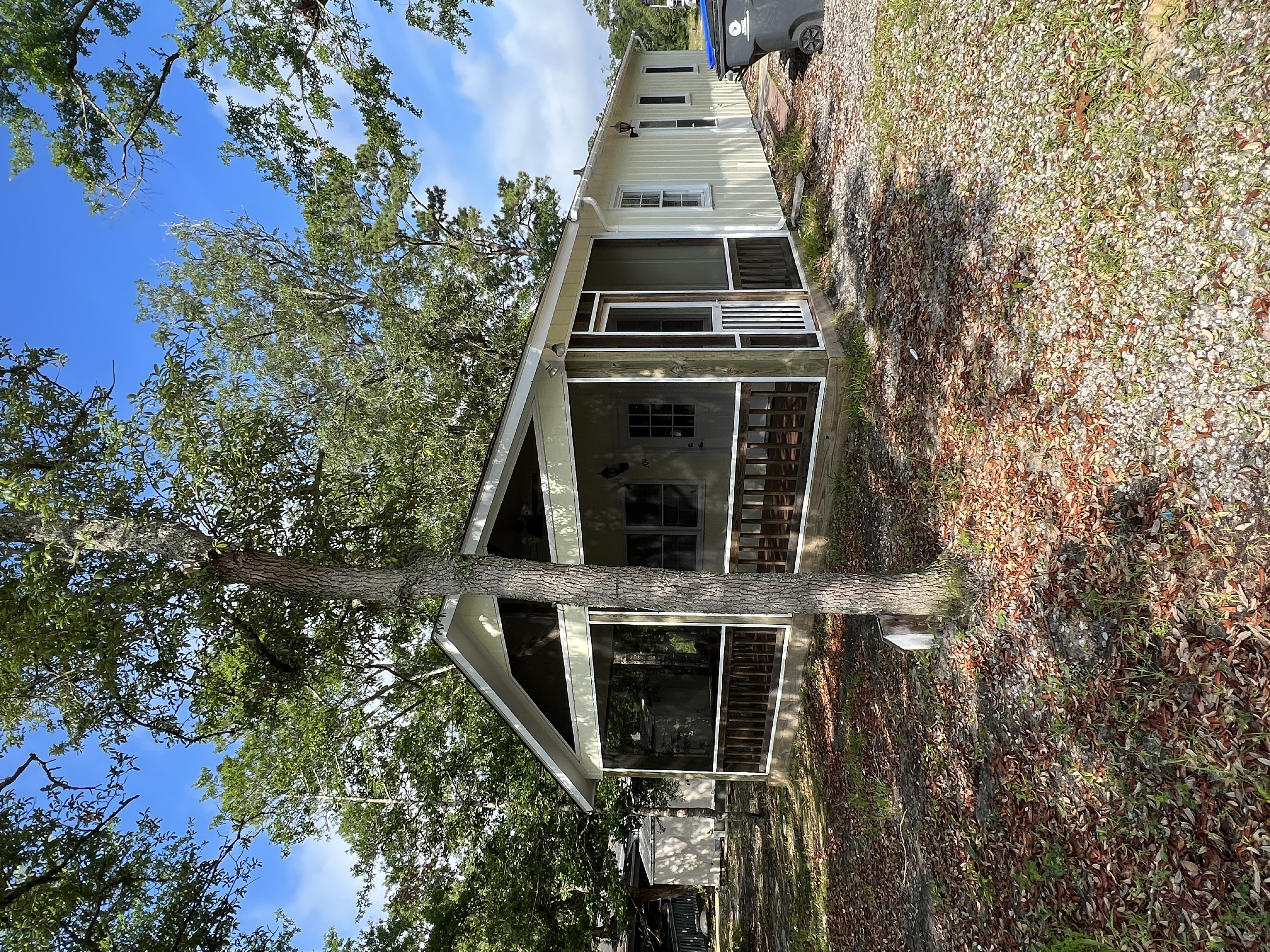 101 NW 20th St, Oak Island, NC 28465