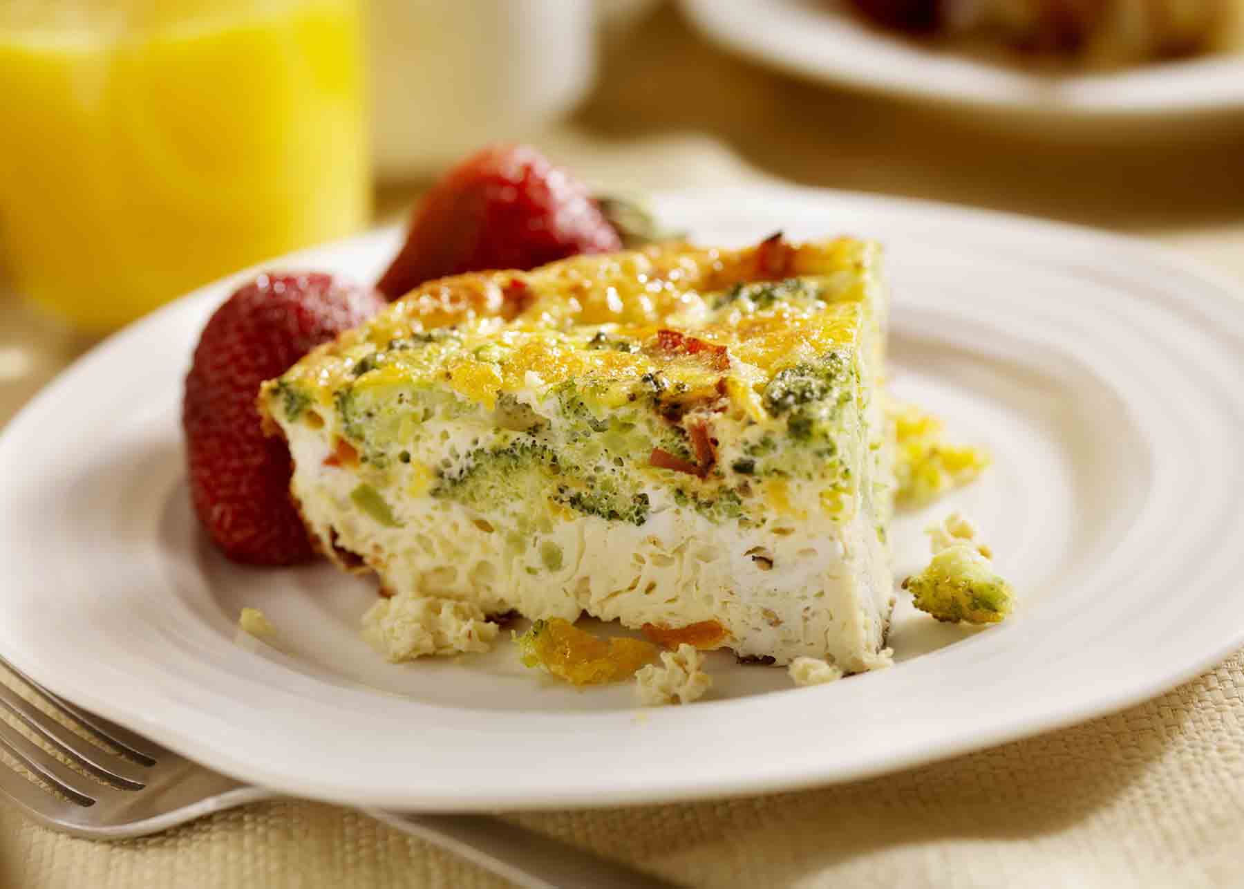 Quiche with fresh fruit