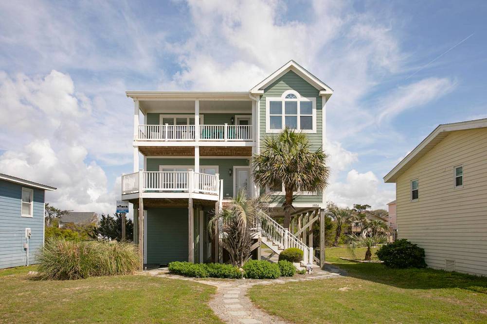 5 bedroom beach house in Oak Island, NC